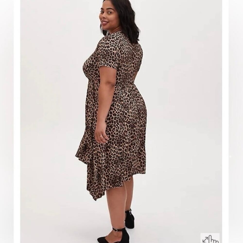 Torrid Challis Leopard Print V Neck Button Front … - image 2